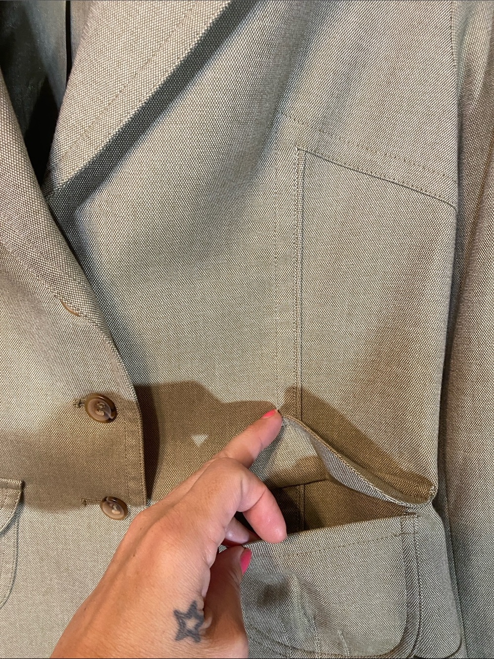 evelyn Women's Tailored Blazer - Picture 7 of 11